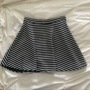 GAP Skirt. NWT!